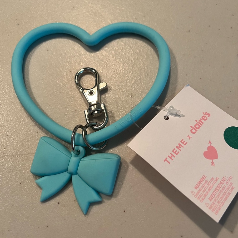 Claire's Blue Heart Jewelry Accessory with Bow purse clip or add to keychain